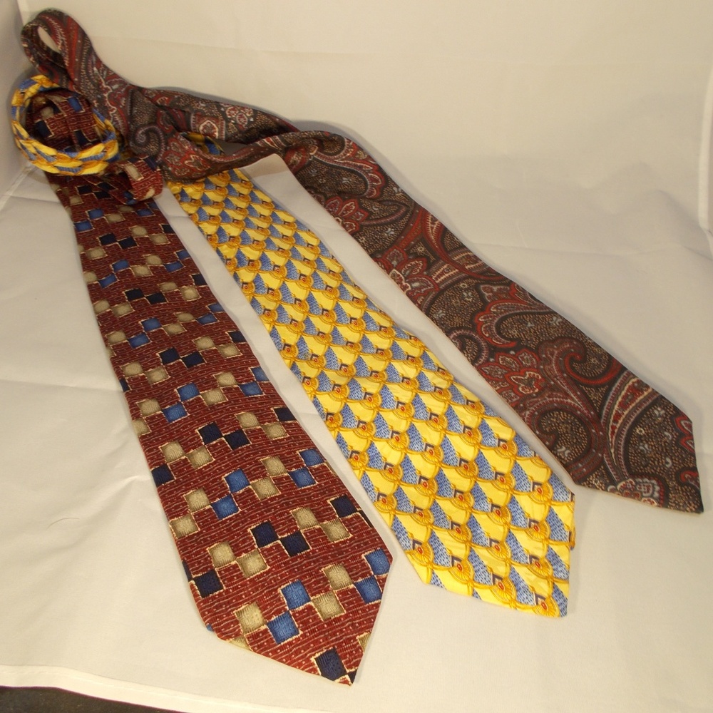 Bulk lot 3 EUC quality men's neckties, nice!!! - Picture 4 of 5